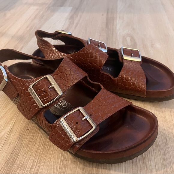 Birkenstock Textured Brown Sandals with Silver Buckles - Picture 3 of 4